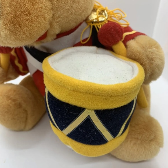 Disney Store Winnie the Pooh Drummer Costume Plush Toy Excellent Condition - Picture 8 of 15